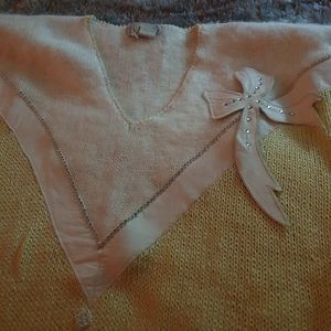 Nannell Vintage Sweater Soo Pretty!